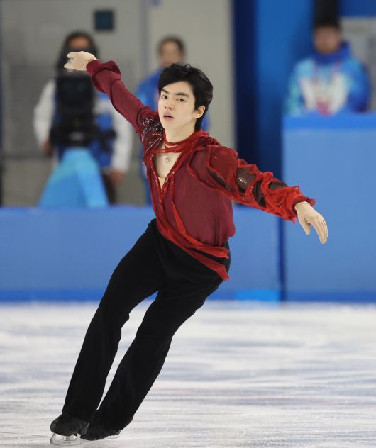 13일 차준환이 중국 하얼빈 헤이룽장 빙상훈련센터 다목적홀에서 열린 하얼빈 동계 아시안게임 피겨 남자 싱글 프리 스케이팅에서 연기를 하고 있다.