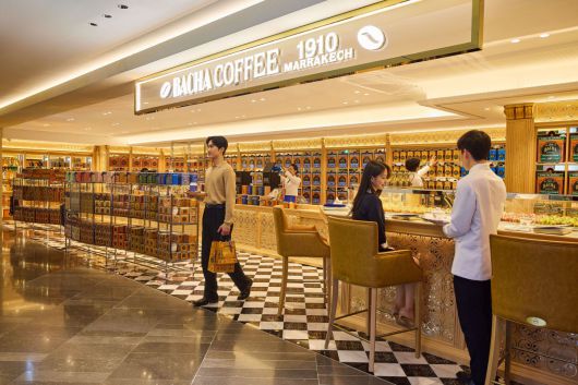 롯데백화점 본점 3층 '바샤커피' 매장.