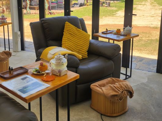 전북 익산시 삼기면에 있는 '우리들의 정원' 치유 농장에 있는 '힐링 족욕'하는 공간.