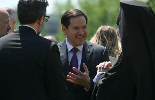 마크 루비오 백악관 국무장관이 1일(현지시간) 백악관 장미정원에서 열린 ‘국가 기도의 날’ 행사에 참석했다. 워싱턴 D.C./AFP연합뉴스