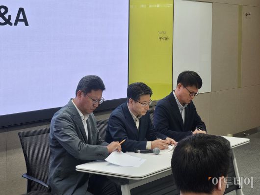 SKT는 23일 서울 중구 삼화타워에서 침해 사고 관련 일일브리핑을 열었다.