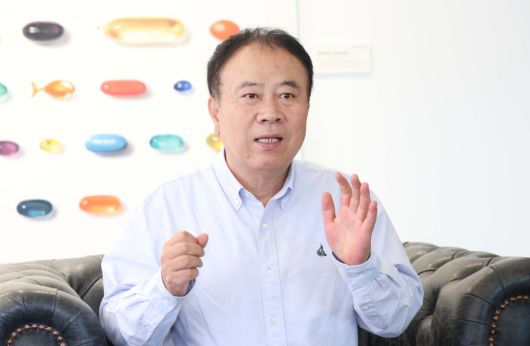 최병대 알피바이오 상무가 14일 경기 화성시 알피바이오 마도공장에서 이투데이와 인터뷰를 갖고 있다. 신태현 기자 holjjak@