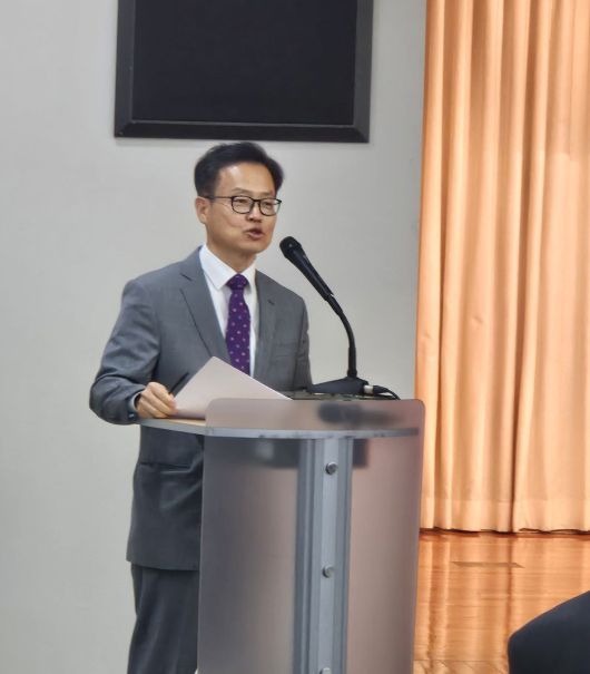 ‘가상화폐, 금융의 신(新)패러다임 전환인가?' 세미나에서 이용재 국제금융센터 원장이 발언하고 있다. (박정호 기자 godot@)