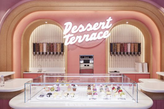 AI를 통해 만든 새로운 아이스크림을 맛볼 수 있는 배스킨라빈스 청담점