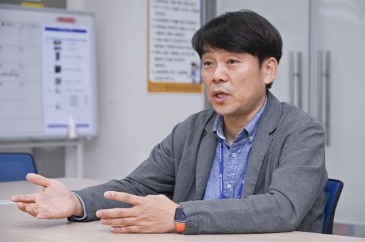 이재걸 한국전력공사(KEPCO) 전력연구원 전력계통연구소 계통해석팀장이 24일 대전시 유성구 문지동 KEPCO 전력연구원에서 이투데이와 인터뷰 하고 있다.