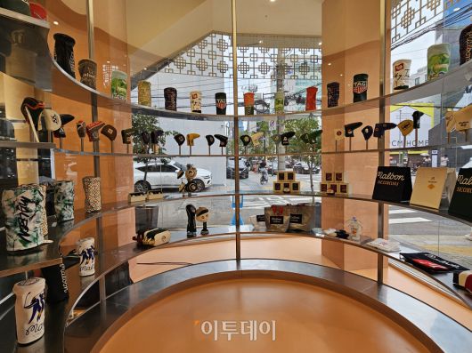 말본골프가 선보인 협업 제품과 독점제품.