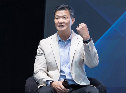 10일(현지시간) 미국 뉴욕에서 진행된 '갤럭시 테크 포럼'에서 발언하고 있는 삼성전자 MX사업부 박헌수 디지털 헬스팀장