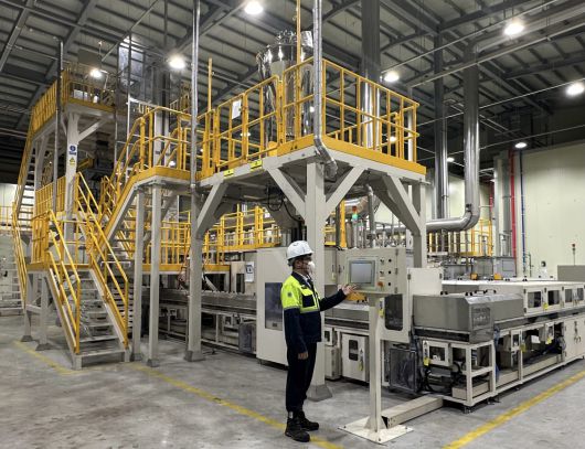 포스코퓨처엠이 세종 기술연구소 파일럿 플랜트에서 LMR 양극재 제품 생산을 테스트하고 있다.