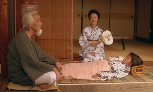 소마이 신지 영화 '이사' 스틸컷. 지난달 23일 4K 리마스터링 버전으로 국내에 처음 공개된 ‘이사’는 12일 기준 누적관객수 3만 명을 넘기며 흥행 중이다. 수입은 ‘서브스턴스’, ‘존 오브 인터레스트’, ‘더 스퀘어’ 등을 수입해 국내에 소개한 영화사 찬란이 맡았다.