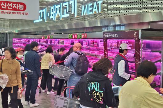 롯데마트 제타플렉스 서울역점 축산매장 전경