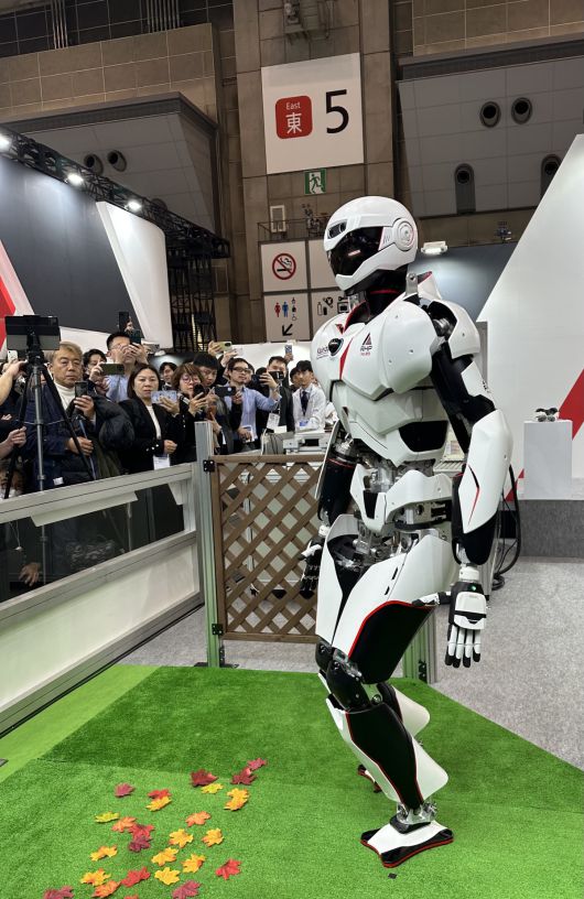 일본 가와사키중공업이 지난해 국제로봇전(iREX2025)에서 공개한 ‘칼레이도9’.