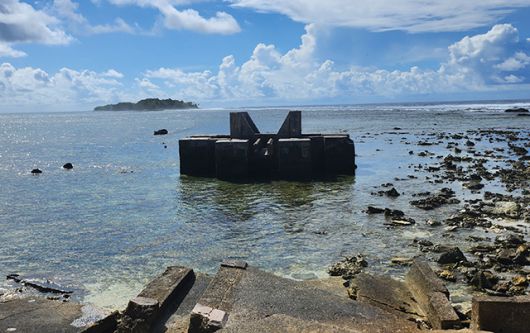 ▲ 사이먼 코페 투발루 외무장관이 제26차 유엔기후변화협약 당사국총회(COP26)에서 연설한 장소. 지금은 바다지만 이전에는 육지로 모두 연결돼 있었다. ⓒ외교부 공동취재단(=투발루)