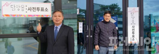 ▲28일 이재종 더불어민주당 담양군수 후보(왼쪽)와 정철원 조국혁신당 담양군수 후보(오른쪽)이 사전투표를 마쳤다ⓒ양 후보 선거사무소