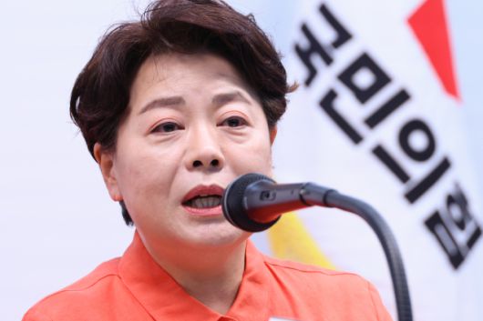 ▲국민의힘 윤희숙 혁신위원장이 16일 서울 여의도 중앙당사에서 인적쇄신 등 개혁방안과 관련해 기자간담회를 하고 있다. ⓒ연합뉴스