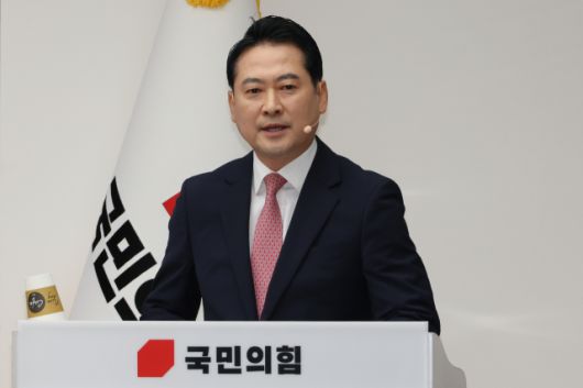 ▲국민의힘 장동혁 당대표 후보가 지난 3일 서울 여의도 국민의힘 당사에서 열린 제6차 전당대회 후보자 비전대회에서 정견을 발표하고 있다. ⓒ연합뉴스