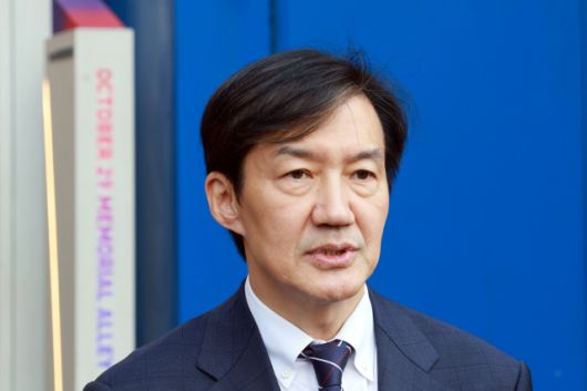 ▲조국혁신당 조국 비상대책위원장이 1일 서울 용산구 이태원 10.29 기억과 안전의 길을 방문해 헌화한 뒤 발언하고 있다. ⓒ연합뉴스