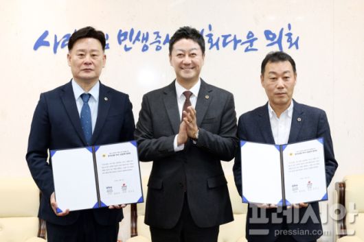 ▲5일 경기도의회 양당은 의회 정상화에 합의했다. ⓒ경기도의회