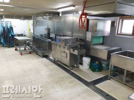 ▲경기도내 한 학교 급식 조리실 모습. ⓒ프레시안(전승표)