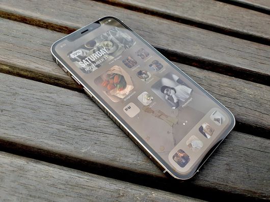 아이폰12 프로. /사진=백유진 기자