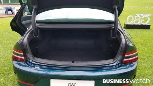 제네시스 eG80 적재함/사진=윤도진 기자 spoon504@