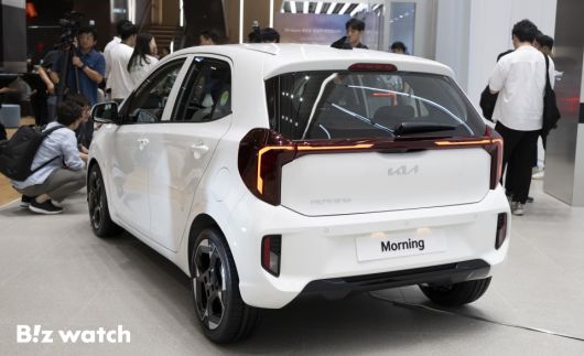 4일 오전 인천시 미추홀구 기아 인천플래그십스토어에서 열린 기아 '더 뉴 모닝' 포토미디어 데이 행사에 '더 뉴 모닝'이 전시되어 있다./사진=이명근 기자 qwe123@