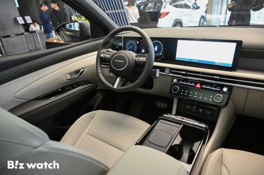 현대자동차가 강남구 현대모터스튜디오서울에서 상품 경쟁력을 강화한 대표 준중형 SUV '더 뉴 투싼'을  출시했다. /사진=이명근 기자 qwe123@