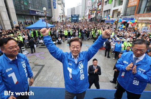 이재명 더불어민주당 대선후보가20일 경기도 의정부에서 유세활동을 펼쳤다./사진=이명근 기자 qwe123@