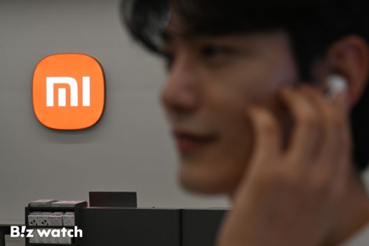 샤오미코리아가 25일 오전 서울 여의도 IFC몰 여의도점에 첫 공식 오프라인 매장 '샤오미 스토어'를 프리오픈하고 있다./사진=이명근 기자 qwe123@