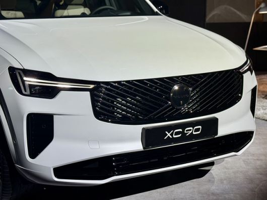 볼보 XC90 전면 그릴./사진=백유진 기자 byj@