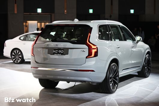 볼보자동차코리아가 2일 서울 광진구 비스타 워커힐에서 신형 S90과 XC90을 공개하고 있다. 사진은 XC90./사진=이명근 기자 qwe123@