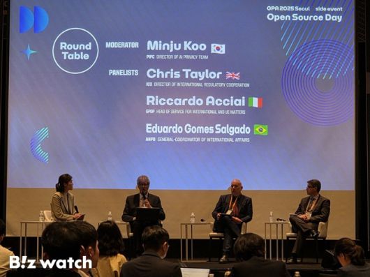 개인정보위를 비롯한 영국, 이탈리아, 브라질 등 4개국 개인정보 감독기구 담당자가 패널로 참석한 가운데 '라운드테이블'이 진행되고 있다./사진=김동훈 기자