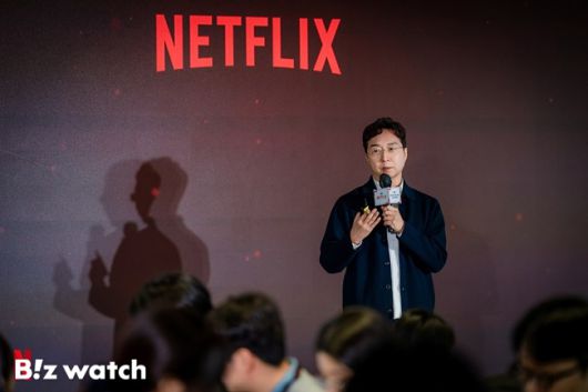 유현준 홍익대 교수가 '넷플릭스 인사이트' 행사에서 강연하고 있다./사진=넷플릭스 제공