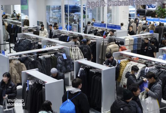 무신사 스탠다드 홍대점./사진=무신사 제공