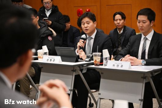 신원근 카카오페이 대표가 14일 오전 서울 강남구 드림플러스에서 열린 디지털자산업계 정책간담회에 참석해 모두발언을 하고 있다./사진=이명근 기자 qwe123@