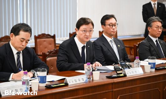 이찬진 금융감독원장이 20일 서울 여의도 금감원 중회의실에서 열린 'PEF 운용사 CEO(최고경영자) 간담회'에 참석해 모두발언을 하고 있다./사진=이명근 기자 qwe123@