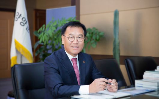 뉴시스