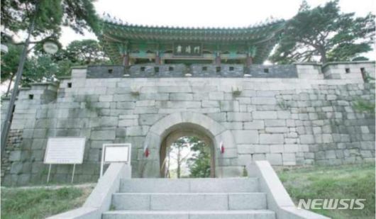 [서울=뉴시스] 숙정문. (사진=한국문화재재단 제공) 2022.05.10. photo@newsis.com *재판매 및 DB 금지