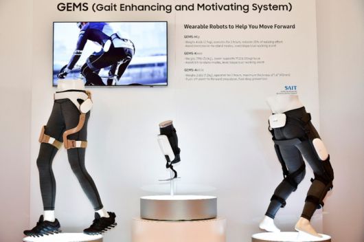 [서울=뉴시스]삼성전자가 개발 중인 보행 보조 및 근육 강화 목적의 웨어러블 로봇 '젬스(GEMS)' (사진=삼성전자 제공) photo@newsis.com  *재판매 및 DB 금지