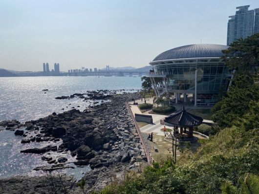 [부산=뉴시스] 실사단 방문이 예상되는 동백섬 누리마루 APEC 하우스 전경. (사진=동효정 기자) 2023.03.30. vivid@newsis.com  *재판매 및 DB 금지