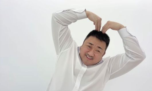 [서울=뉴시스] 배우 마동석이 영화 '범죄도시' 세 편의 시리즈 누적 관객수가 3000만명을 돌파한 것에 감사한 마음을 전했다. (사진=마동석 인스타그램 캡처) 2023.07.09. photo@newsis.com *재판매 및 DB 금지