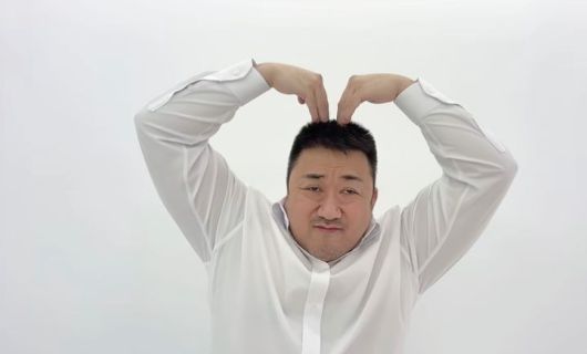 [서울=뉴시스] 배우 마동석이 영화 '범죄도시' 세 편의 시리즈 누적 관객수가 3000만명을 돌파한 것에 감사한 마음을 전했다. (사진=마동석 인스타그램 캡처) 2023.07.09. photo@newsis.com *재판매 및 DB 금지