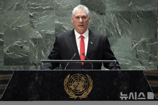 [뉴욕=AP/뉴시스] 미겔 디아스카넬 쿠바 대통령이 도널드 트럼프 미국 대통령 압박에 11일 엑스(X, 옛 트위터)에 글을 올려 "쿠바는 자유롭고 독립적인 주권국"이라며 반발했다. (사진=뉴시스DB) 2026.01.12.