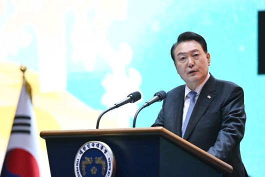 뉴시스