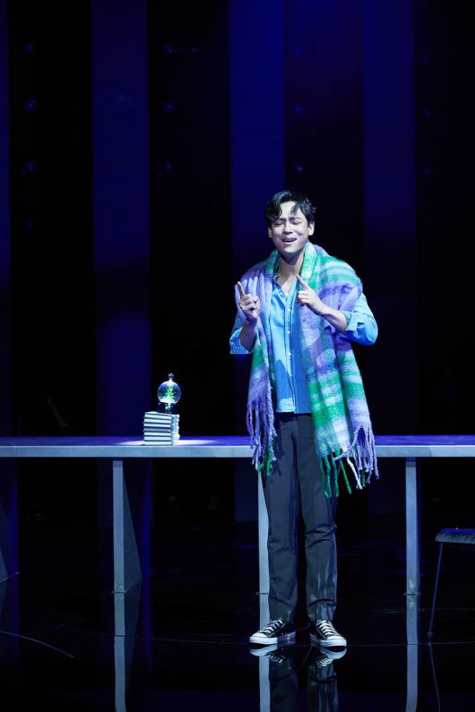 뮤지컬 '라스트 파이브 이어스'. 슈무엘송 노래하는 최재림. (사진=신씨컴퍼니) photo@newsis.com *재판매 및 DB 금지