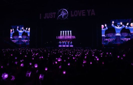 [서울=뉴시스] 버추얼 아이덜 그룹 '플레이브(PLAVE)'가 지난 13~14일 올림픽공원 올림픽홀에서 연 첫 번째 팬콘서트 '헬로, 아스테룸!(Hello, Asterum!)' 현장. (사진 = 블래스트 제공) 2024.04.15. photo@newsis.com *재판매 및 DB 금지