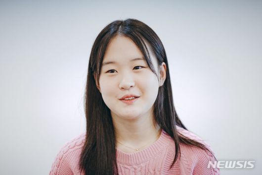 [서울=뉴시스] 정병혁 기자 = 유튜버 띠예가 10일 서울 성동구의 한 스튜디오에서 뉴시스와 인터뷰를 하고 있다. 2024.05.10. jhope@newsis.com