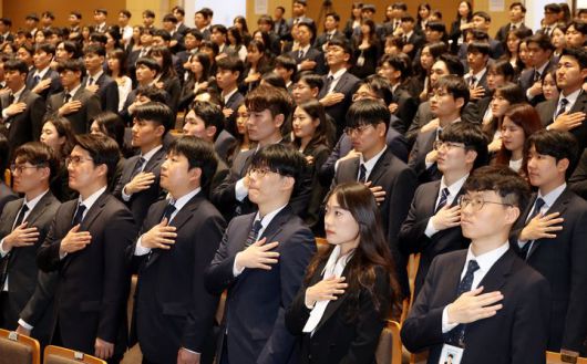 뉴시스