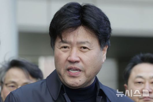 뉴시스
