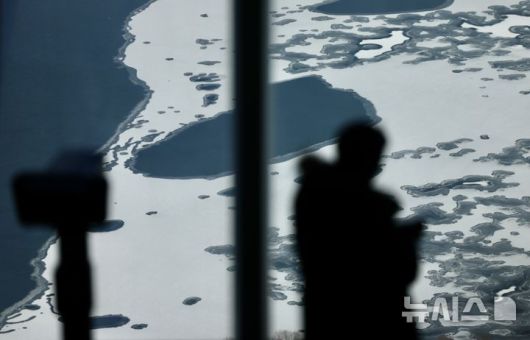 뉴시스