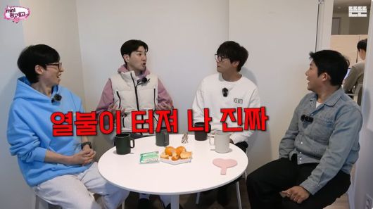 뉴시스